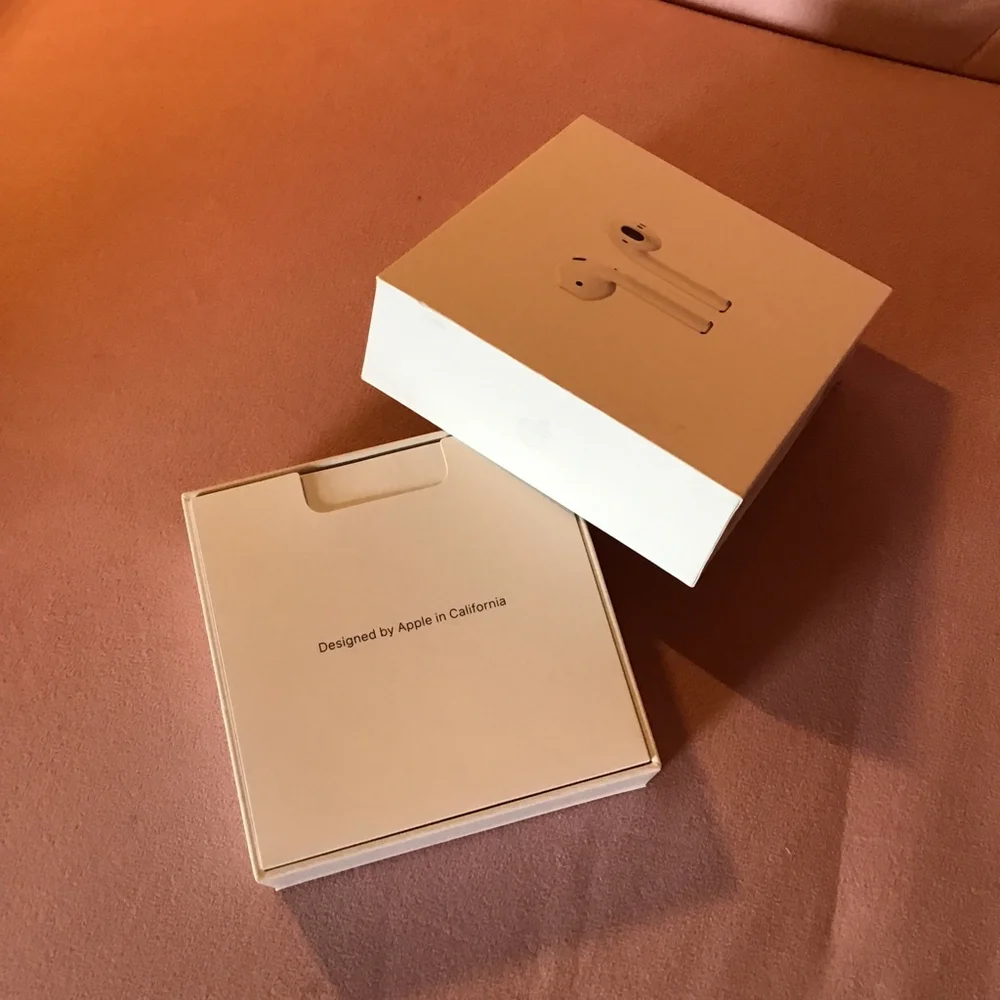 Apple AirPods Earbud Headphones White BOX ONLY